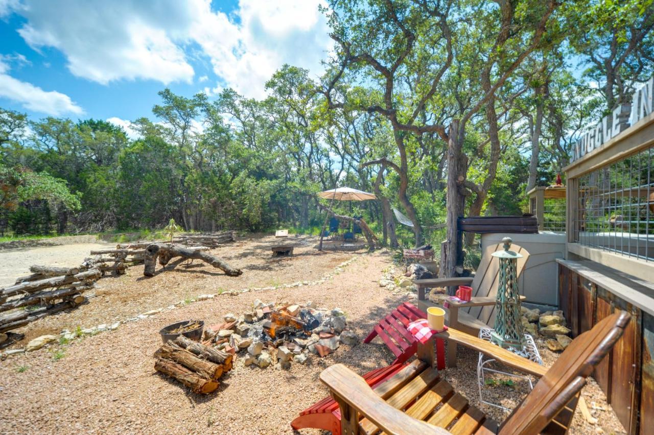 Snuggle Inn Wimberley Cabin With Fire Pit And Deck Buitenkant foto