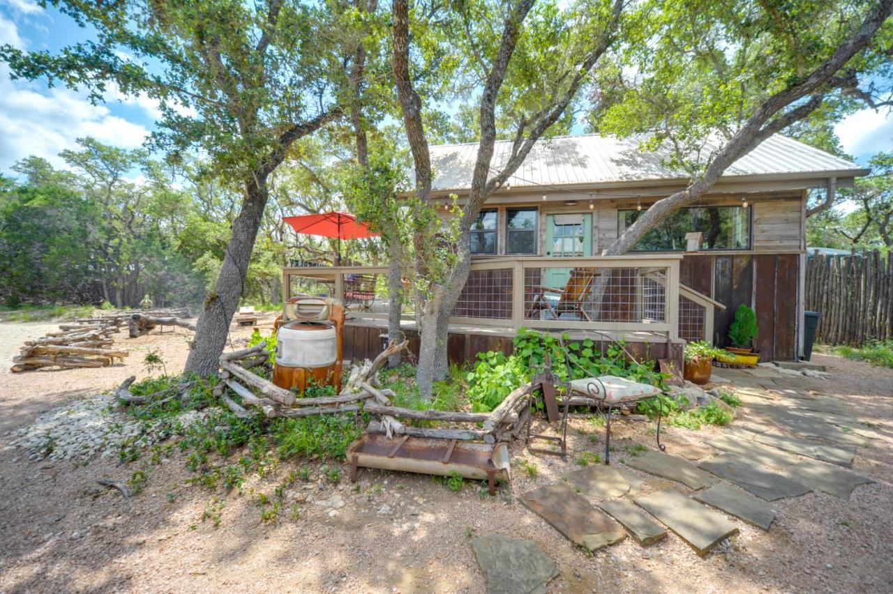 Snuggle Inn Wimberley Cabin With Fire Pit And Deck Buitenkant foto