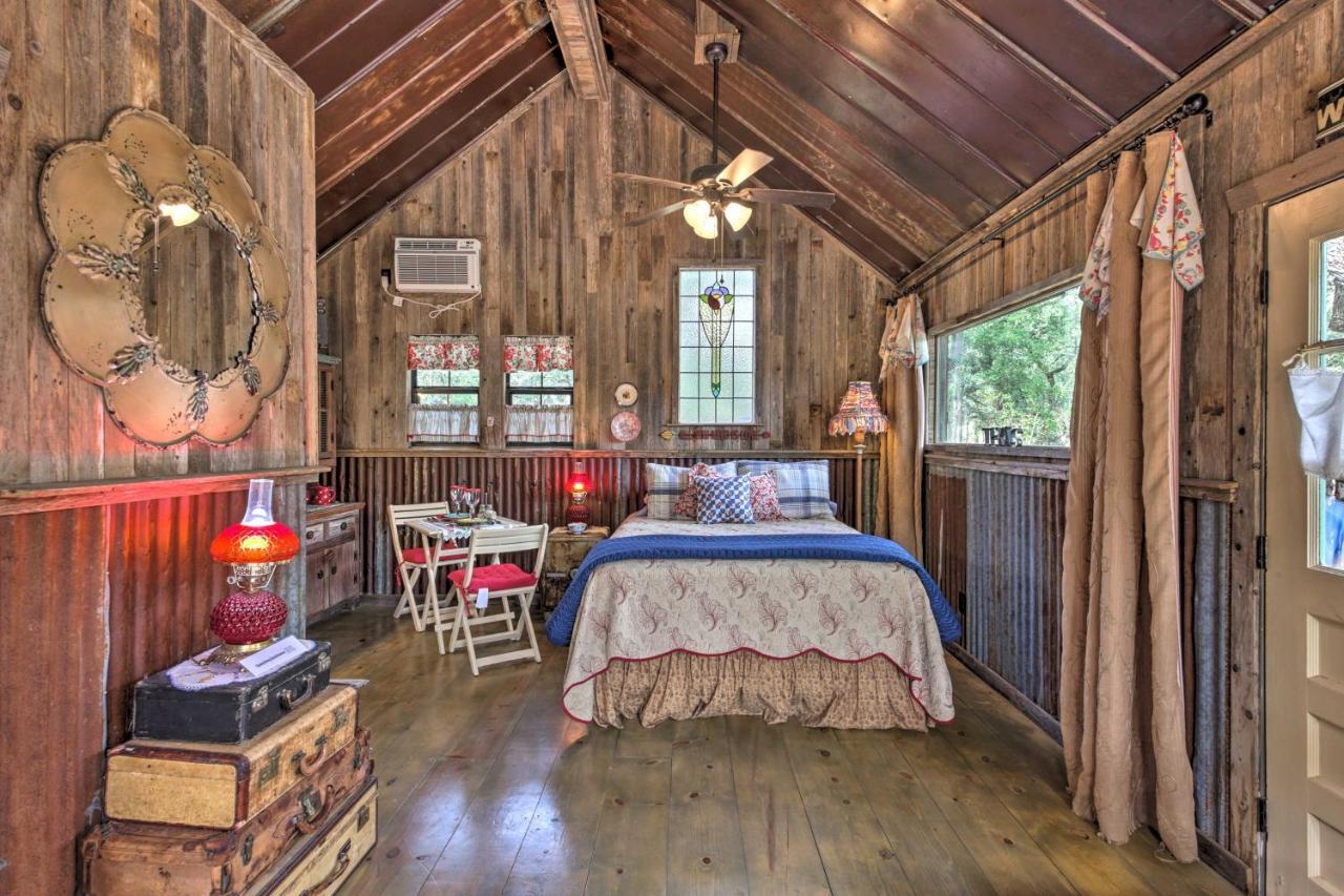 Snuggle Inn Wimberley Cabin With Fire Pit And Deck Buitenkant foto
